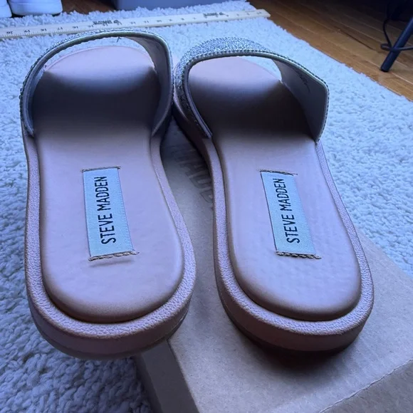 Women’s 7 Steve Madden Sienna-R Rhinestone Sandals NEW - Picture 5 of 9